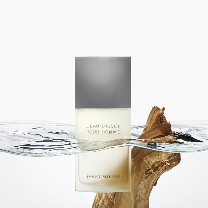 Issey Miyake L'Eau d'Issey Pour Homme Eau de Toilette - Fragrance for Men - Pure & Fresh - With Notes of Yuzu, Nutmeg & Sandalwood - 4.2 oz