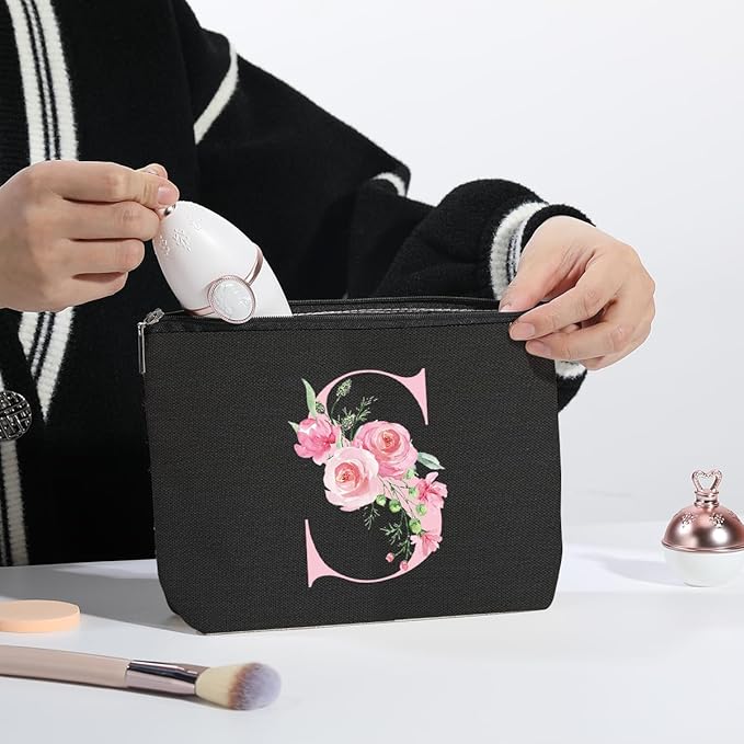 kdxpbpz A-Z Personalized Cosmetic Bag Monogrammed Makeup Bags Bridesmaid Gifts Custom Toiletry Pouch Gifts for Women Mom Best Friend Sister Bride Bridesmaid (S)