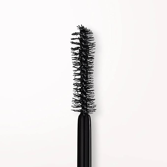 stila HUGE Extreme Lash Mascara, Intense Black | Volume, Full Length, Curl, Lift, No Clump, Crunch or Smudge | Lightweight, Long-Lasting Buildable Eye Makeup Formula | 0.44 Fl. Oz.