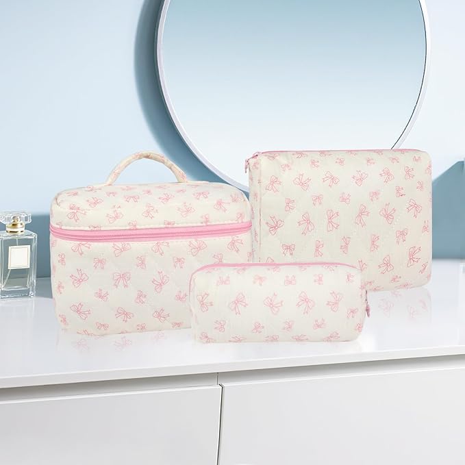 URSKYTOUS 3Pcs Makeup Bag Quilted Cotton Cosmetic Bags for Women Large Small Pink Bow Makeup Pouch Set Cute Coquette Floral Travel Bags Portable Skincare Toiletry Bag Vintage Puffy Essential Organizer