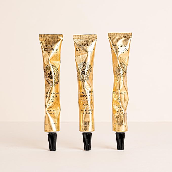 Panier des Sens - Almond Lip Balm for Women - Lip Moisturizer - Almond Extract & Almond Oil - Made in France Lip Care - 98% Natural Ingredients - Lip Balm Hydrating Nourishing for Dry Lips - 0.5 Fl oz