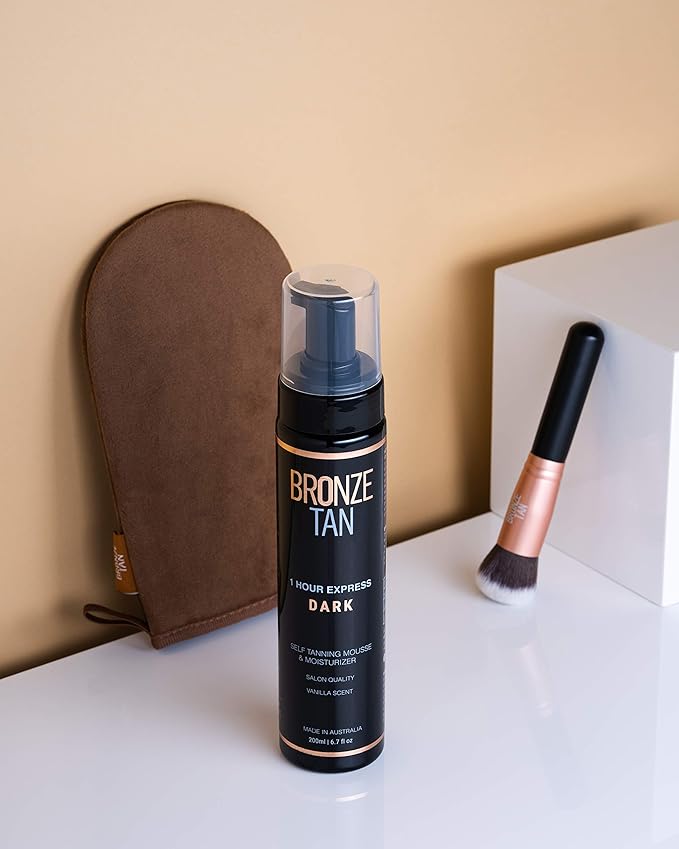 Bronze Tan Self Tanning Mitt Applicator With Thumb - Self Tanner Mitt for Application of Self Tanning Mousse or Lotion - Machine Washable And Reusable Ultra Soft Tanning Glove For Self Tan