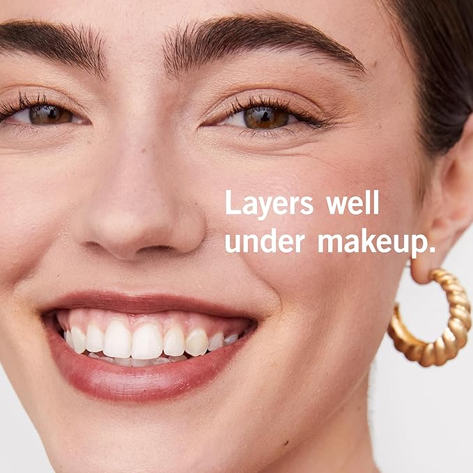 First Aid Beauty Weightless Liquid Mineral Sunscreen with Zinc Oxide SPF 30 – Luxuriously Light for Everyday Use – 1.5 oz