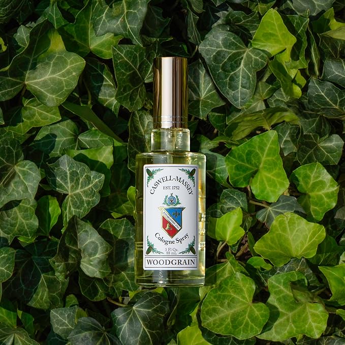 Caswell-Massey Woodgrain Sandalwood Gold Cap Cologne, Richly Sensual Santalum Album Men’s Cologne with Cedary and Hints of Citrusy Musk, 3 Fl Oz
