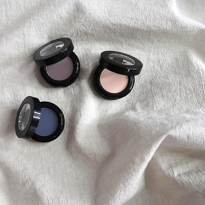 Sandstone Scandinavia Eyeshadow for Sensitive Eyes, White Eyeshadow with Long Durability, Allergy Certified, Fragrance-Free and Vegan Eye Make-Up, Hypoallergenic Make-Up (262 White-ish)
