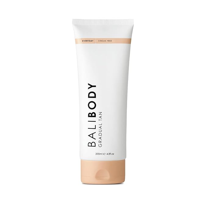 Bali Body Gradual Tan - 2-in-1 Ultra Moisturizing Body Lotion for Women with Extremely Dry Skin, Hydrating Natural Self Tanner, Non-Greasy & Streak-Free Moisturizer, Cruelty-Free (200 ml/6.7 fl oz)