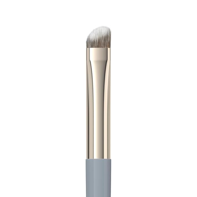 Ravie Beauty Soft Definition Eyeliner Brush – Angled, Ultra-Soft Precision Brush for Smudging, Blending & Natural Eye Definition