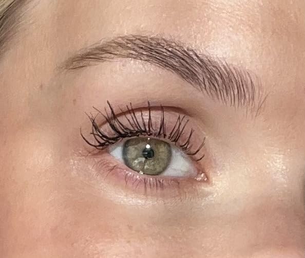 Sandstone Scandinavia Hypoallergenic Mascara for Sensitive Eyes – Black – Smudge-Proof & Sweat-Resistant – Lengthening & Volumizing – Vegan, Fragrance-Free