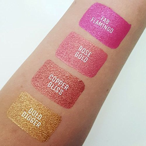 Aromi Rose Gold Metallic Liquid Lipstick | Peachy Pink, Coral Lip Color with Shimmery Finish, Vegan, Cruelty-free, Long-Lasting, Smudge Proof, Handmade (Rose Gold)