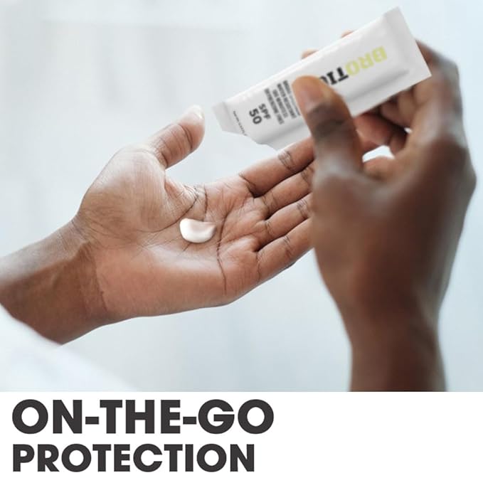 Travel Size Sunscreen, Waterproof/Sweat Proof SPF 50 Protection Fragrance-Free Lotion, PABA-Free Mini Sunscreen For Face, Reef Safe Sunscreen, Single Use Packets 0.34 Fl Oz