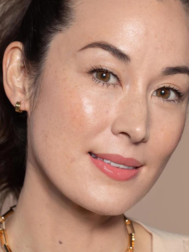 ILIA - Balmy Gloss Tinted Lip Oil | Non-Toxic, Cruelty-Free, Vegan, Hyaluronic Acid, Non-Sticky for Moisturizing + Plumping (Tahiti, 0.14 fl oz | 4.3 ml)