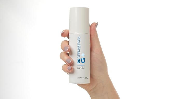 DS Dermasensa Glycolic Acid Face Cleanser - 3% Glycolic Acid - 100ml - Gentle Exfoliation - Suitable for All Skin Types - Enriched with Green Tea, Aloe Vera and Seaweed Extracts
