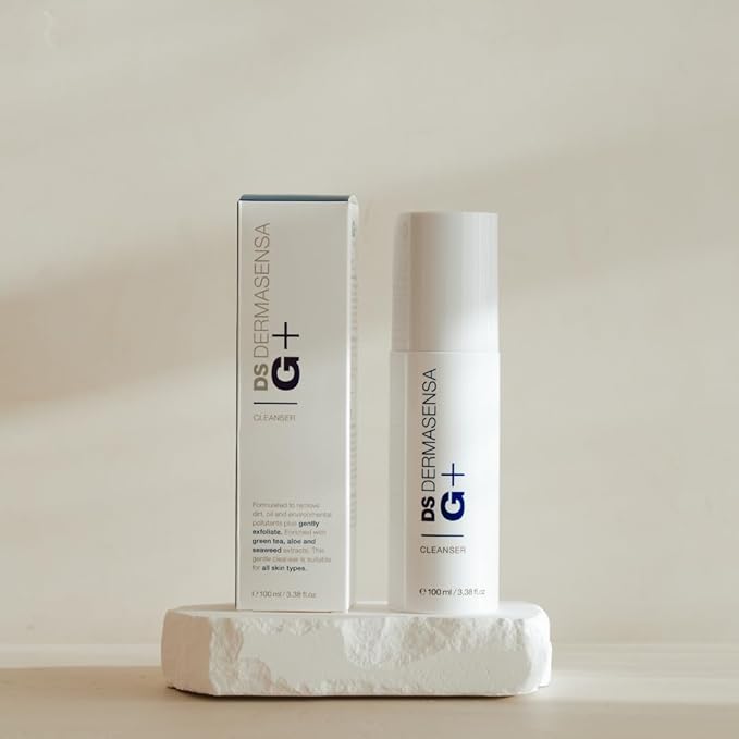 DS Dermasensa Glycolic Acid Face Cleanser - 3% Glycolic Acid - 100ml - Gentle Exfoliation - Suitable for All Skin Types - Enriched with Green Tea, Aloe Vera and Seaweed Extracts