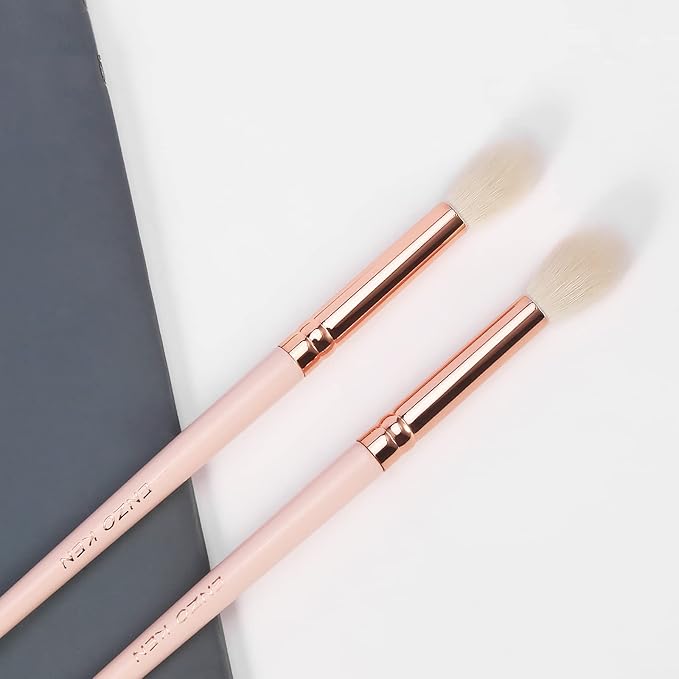 ENZO KEN Natural Goat Hair Eyeshadow Blending Brush - Eye Blending & Contour Brush, Single Piece, E204L