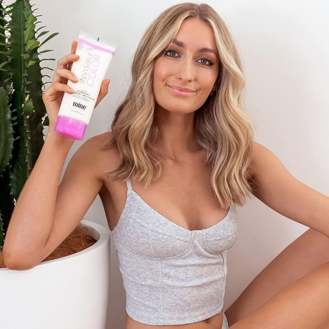 Minetan Self Tanner Lotion | Invisible Color Gradual Fake Tanning Body Lotion | Best Moisturizing Sunless Tan Cream | To Build a Deep Dark Bronze Or Maintain a Natural Golden Glow, 7 fl oz