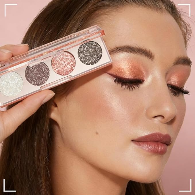 Shiny Shimmer Highlight Eyeshadow Palette, Cream Sparkling Glitter Metallic Powder Quad, Day to Night Champange Gold Silver Brown White Smoky sombras de ojos, Party Cosmetics (Cowherd-Shimmer-01#)
