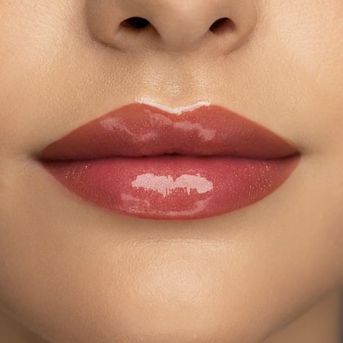 Radiant Professional Lip Glaze (23 Shades) - Ultra-Glossy, Non-Sticky & Long-Lasting Lip Gloss for Women - High Shine Hydration - Vegan & Moisturizing for Soft, Nourished Lips - (15 APRICOT)