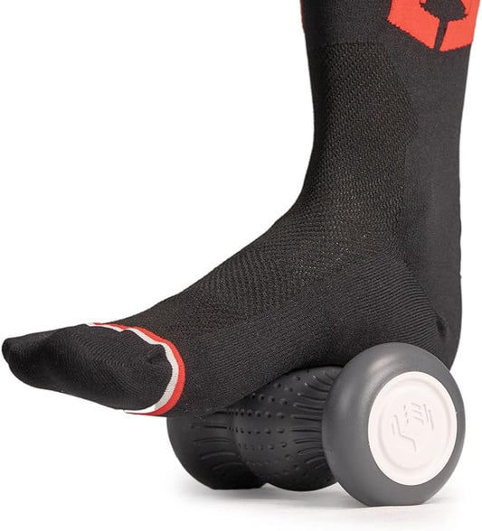 ROLL Recovery R3 (Onyx Black) - Orthopedic Foot & Plantar Fascia Massage Roller