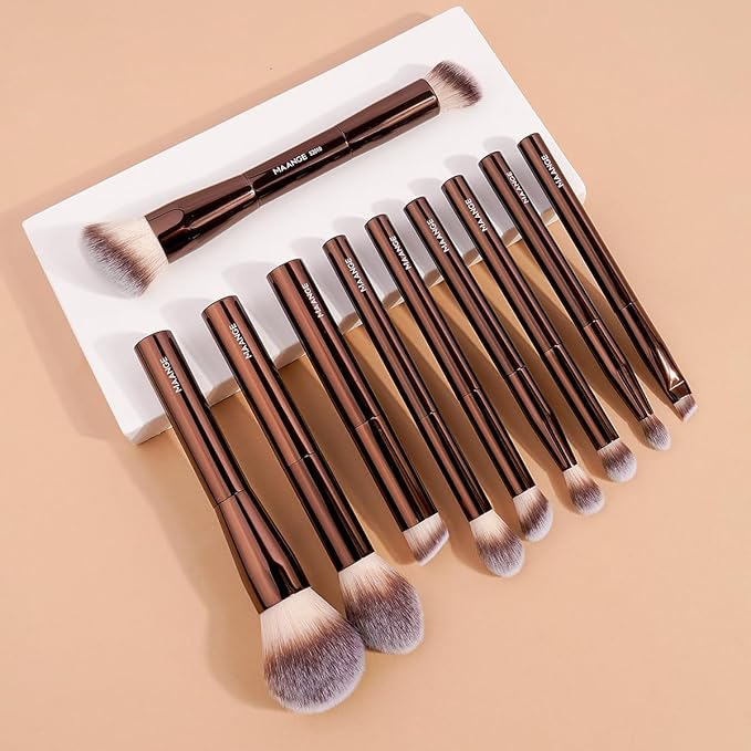 MAANGE Makeup Brush Set 10 Pcs Travel Makeup Brushes Double-ended Kabuki Brush for Foundation Powder Concealers Eye Shadows Makeup Tools Set with LED Light Mirror (Coffee Brown)