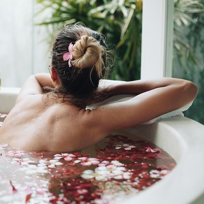 RIVER & ROWE Rose Water & Collagen Hyaluronic Acid Exfoliating Body Wash
