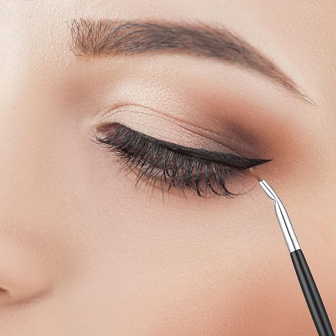Fine Angled Eyeliner Brushes, JASSINS Precision Gel Eye Liner Brush,Synthetic Bristles Eye Makeup Tool,Ultra Thin Slanted Flat Angle for Beauty Cosmetic Tool