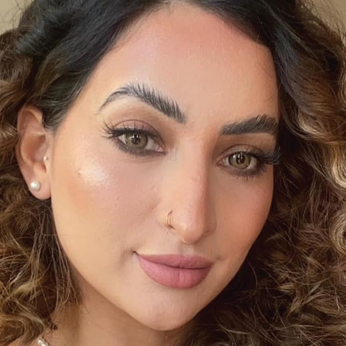 VASANTI Oil-Free Foundation & Concealer in 1 - Liquid Cover-Up (V3) - Full Matte Coverage Long Lasting Paraben-Free Vegan Friendly Makeup