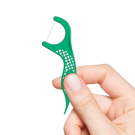 GUM Professional Clean Floss Picks - Extra Strong Shred-Resistant Floss, Easy Grip Handle - Dental Flossers for Adults - Fresh Mint Flavor, 90 Count (Pack of 6)