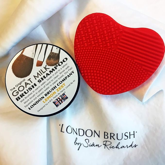 Sian Richards Goat Milk Lemon Zest Brush Shampoo Kit | Solid Brush Shampoo with Friction Pad & Drying Cloth for Makeup Brushes and Sponges