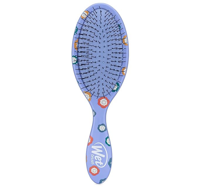 Wet Brush Hello Kitty and Friends Original Detangler Hair Brush, Cinnamaroll, Ultra-Soft IntelliFlex Bristles, Easy Detangling For All Hair Types (Wet Dry & Damaged), Women & Men
