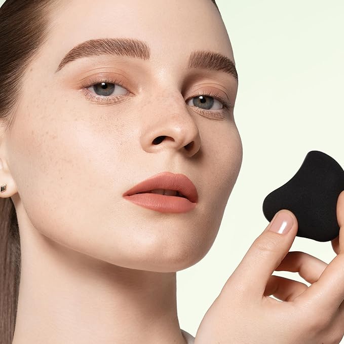 Strokes Beauty Lab Original Beauty Blender Makeup Sponge Applicator for Powder, Cream & Liquid, Beauty Tools Puff, Streak Free Application, Vegan, Cruelty Free Made in USA, Black (3 Pieces)