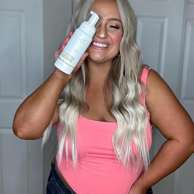 Get Into The Limelight 2 Hour Ultra Dark Starter Pack: 2 Hour Ultra Dark Sunless Tanning Mousse + Applicator Mitts