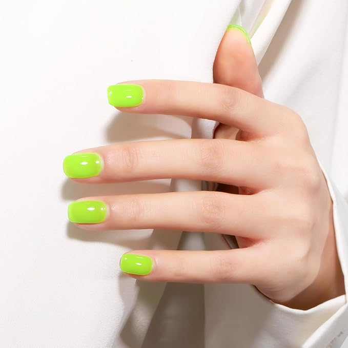 MAYCHAO 15ML Jelly Lime Green Gel Nail Polish 1Pc Bright Green Gel Polish Soak Off UV LED Transparent Nail Polish Nail Art Starter Manicure Salon DIY at Home, 0.5 OZ