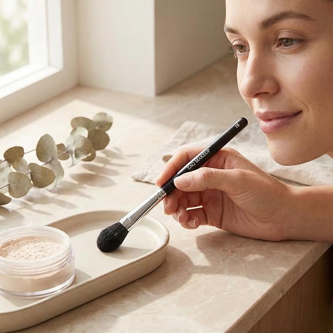 ZAQ TAPERED HIGHLIGHT/BLEANDING BRUSH For Blush, Highlighter, Loose, Or Pressed Powder, Soft, Synthetic Bristles, Precise Makeup Application