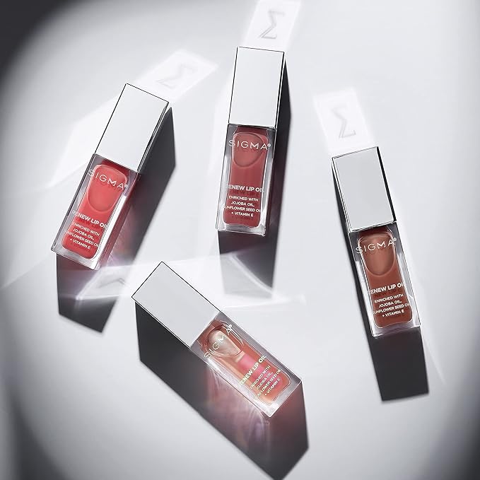 Sigma Beauty Renew Lip Oil – Tinted Lip Oil with Luxurious High-Shine Color & Long Lasting Hydration for Soft, Supple Lips, Non Sticky Lip Oil w/Nourishing Antioxidants (All Heart, Berry Mauve Sheen)