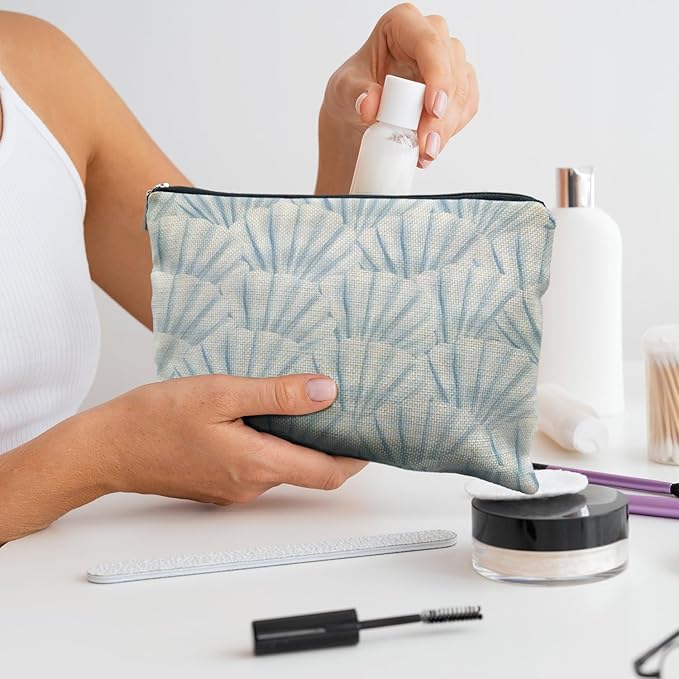 RYYCDOI Beach Makeup Bag, Beach Gifts for Women, Blue Sea Shell Preppy Beach Cosmetic Bags Zipper Pouch, Beach Gifts for Women Friends, Beach Lovers Gifts, Blue Makeup Pouch Zipper Bag