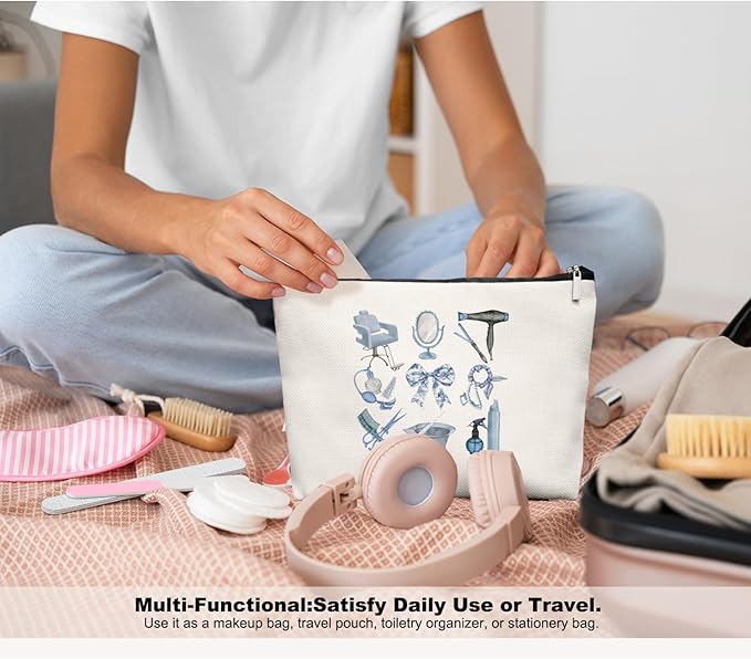 EKGJW Blue Chinoiserie Bow Hairstylist Makeup Bag, Cosmetology Student Gift for Women, Cute Hairdresser Travel Pouch, Aesthetic Blue Toile Salon Organizer for Teen Girls, 7.5 x 10 in