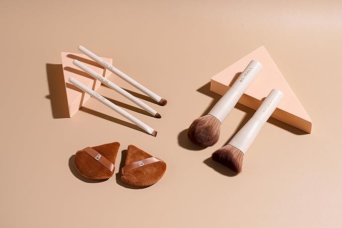 BS-MALL Travel Makeup Brushes Premium Synthetic Foundation Powder Concealers Eye Shadows 7 PCS with Triangle Puff & Storage Bag (Beige)