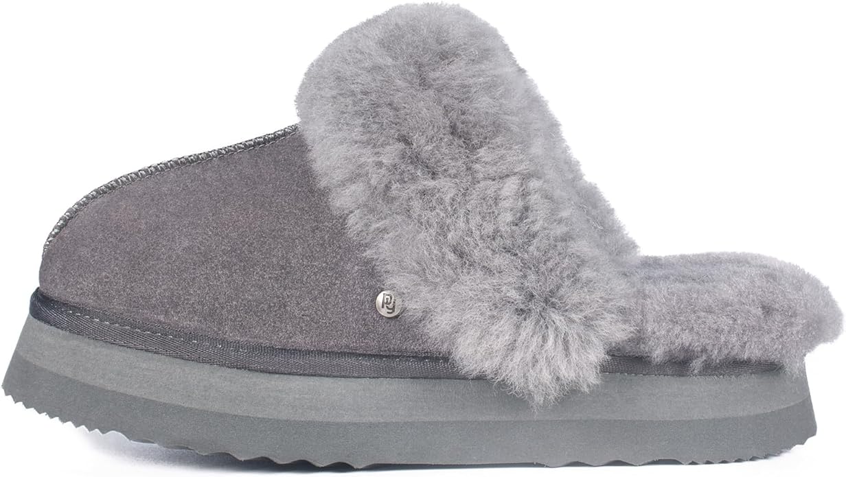 Parfeying Women's Shearling Slippers Genuine Leather with Rubber Sole, Sheepskin Fuzzy Indoor Outdoor Shoes for Home