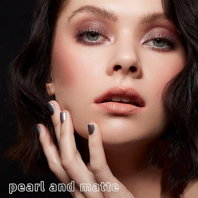 Glitter Matte Eyeshadow liquid Pigments Metals Gloss Sparkling Smokey Eye Looks Shimmer Dark Brown