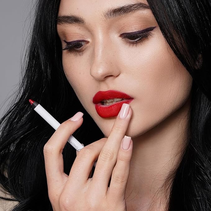 Gel Lip Liner - Long-lasting formula - Adds Colour & Texture to the Lips - Cruelty-free - Ruby red - N.411