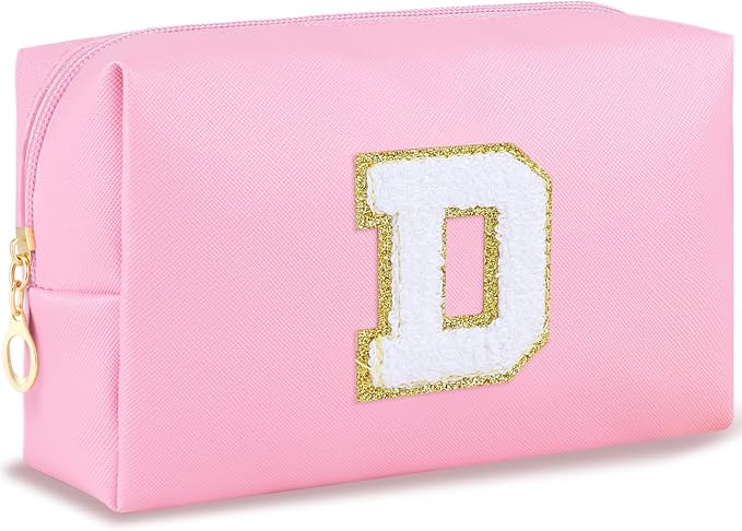 URSKYTOUS Initial Makeup Bag Personalized Preppy Travel Small PU Cosmetic Bag Pink Makeup Pouch Zipper Toiletry Organizer for Women Girls Mom Friend Bridesmaid Teacher Sister Prom Christmas Gift（D）