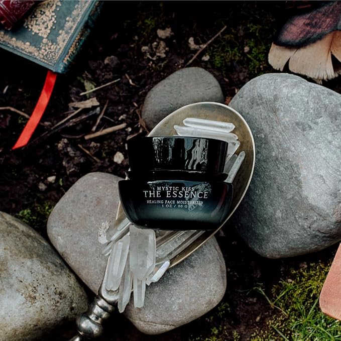 Mystic Kiss the Essence Vitamin C Moisturizer Face cream I Anti Aging Face Cream I Hydrating Face Moisturizer