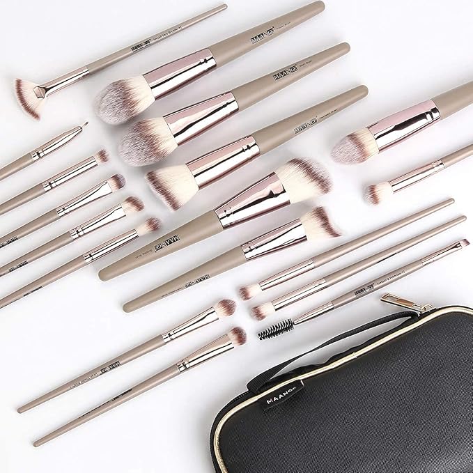 Makeup Brushes, 18 Pcs Professional Premium Synthetic Makeup Brush Set with Case, Foundation Kabuki Eye Travel Make up Brushes sets (Champagne Gold)