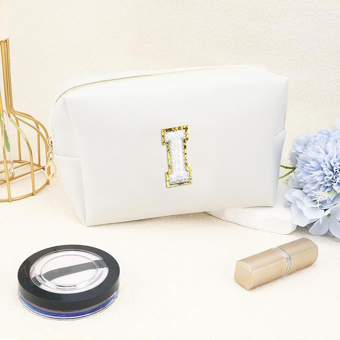 URSKYTOUS Gifts for Girls Initial Makeup Bag Personalized Cosmetic Bag with Zipper Cute Travel Toiletry Bags Waterproof PU Preppy Makeup Pouch Birthday Gift for Teen Girls Women(White I)