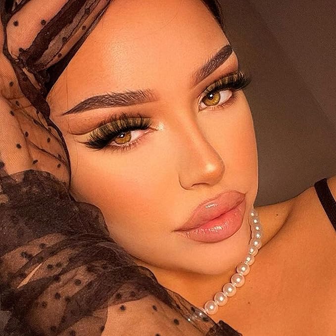 Fluttery False Eyelashes Natural Looking Faux Mink Lashes C Curl Fluffy Fake Eyelashes 18mm Round Shaped Eye Lashes that Look Like Extensions by Focipeysa