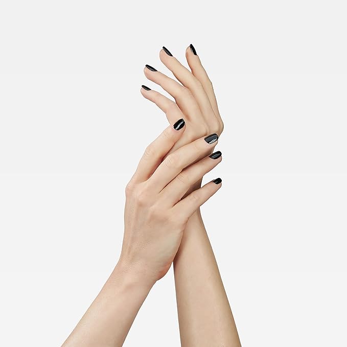 Mineral Fusion Nail Polish, Little Black Dress