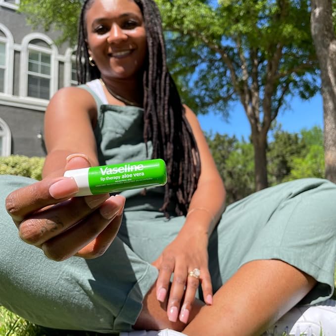 Vaseline Lip Therapy Aloe Fresh - Oz