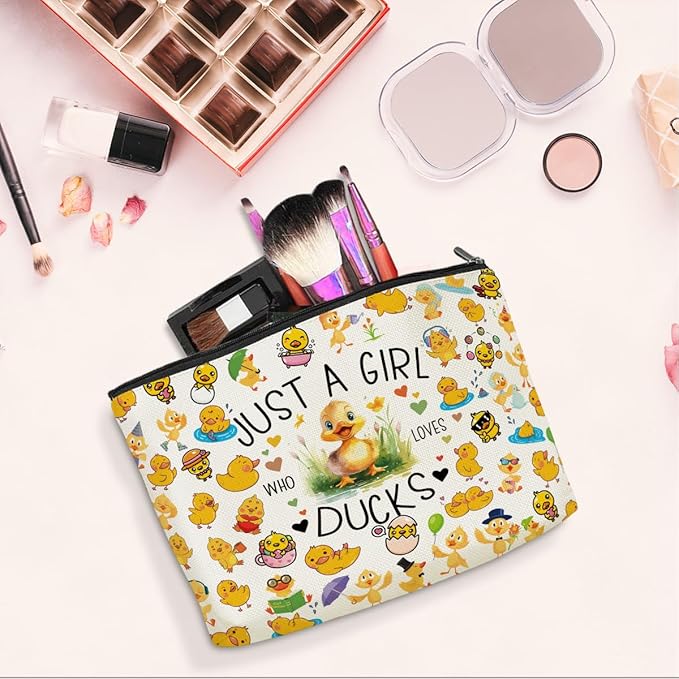 A Girl Loves Ducks Duck Gifts Cute Duck Decor Cosmetic Bag Travel Makeup Bag Gifts for Women Animal Lovers Sister Best Friend Birthday Friendship Anniversary Graduation Christmas Nurse Mothers Day