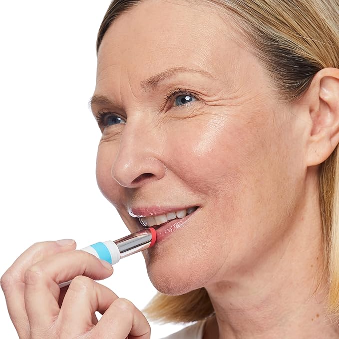 No7 HydraLuminous Lip Balm - Coral (2.8g)