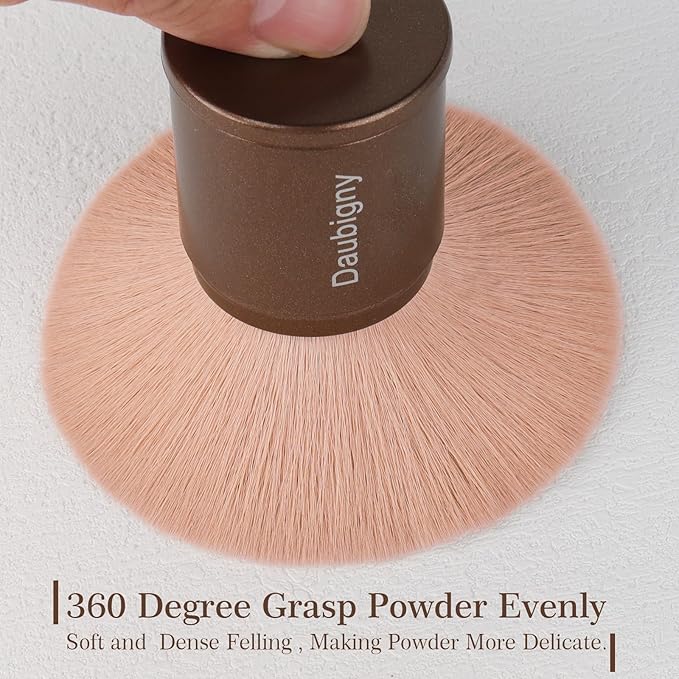 Retractable Kabuki Makeup Brush,Daubigny Powder Brushes Foundation Travel Foundation Brush for Blush Bronzer & Powder (Champagne)